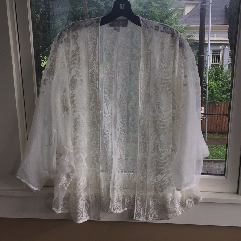 Beyond Vintage Cream Kimono